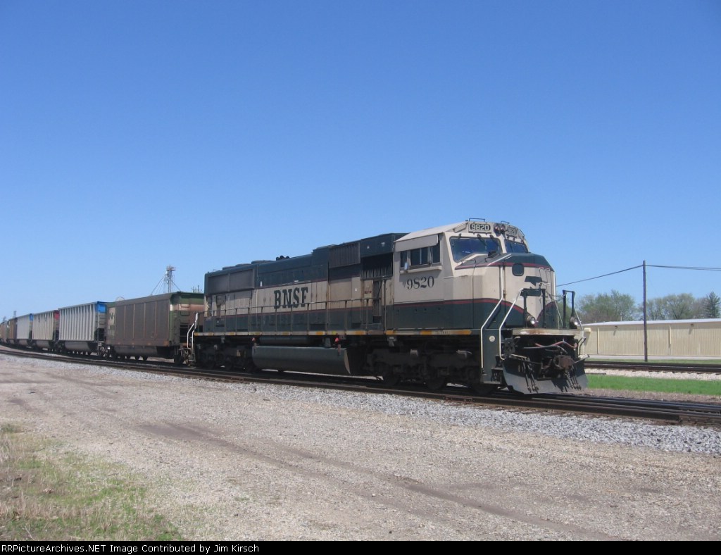 BNSF 9820